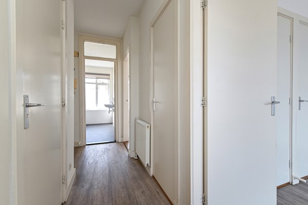 Medium property photo - Medemblikstraat 24, 2547 GX Den Haag